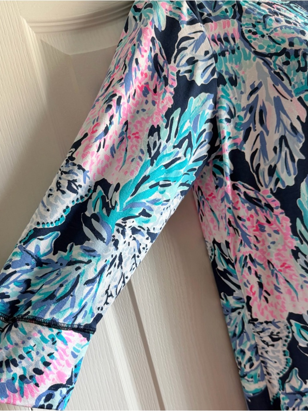 Lilly Pulitzer Sophie Dress High Tide Navy Party in Paradise UPF 50+ - Picture 6 of 10